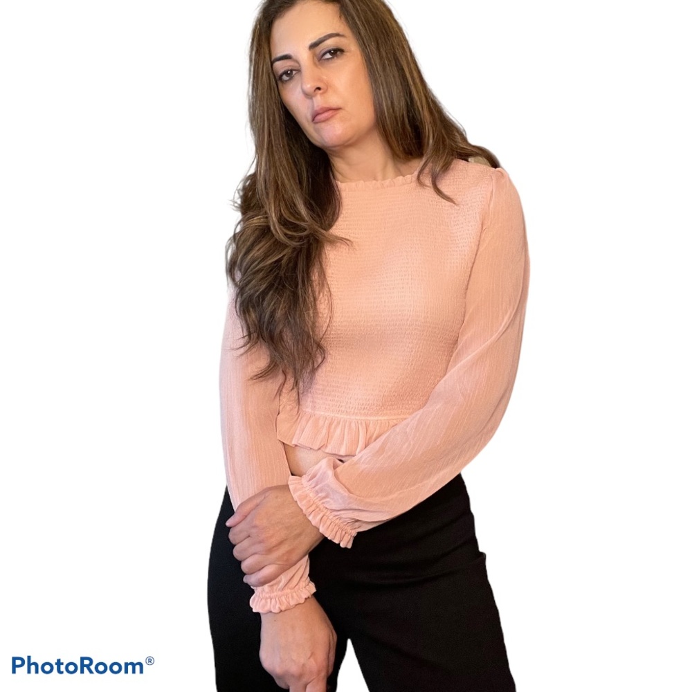Chelsea & Violet Dust Pink Long Sleeve Cropped Top